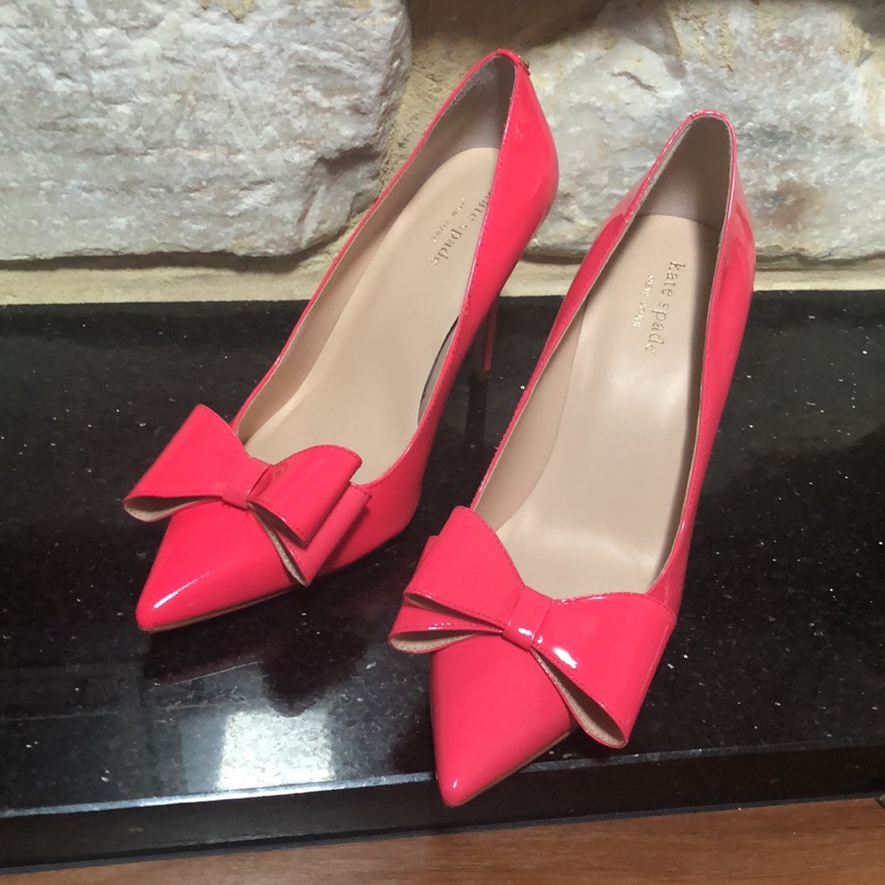 Shoes - Picture 2 of 4